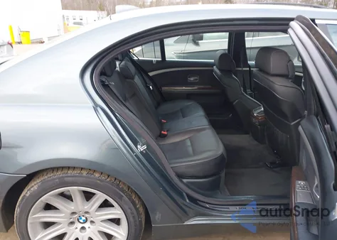 2003 BMW 745Li из США, поврежденный, VIN WBAGN63473DS44532